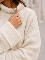 LUNA | The Relaxed High-Neck Ribbed Knit