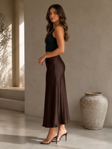 NINA | La jupe midi évasée en satin